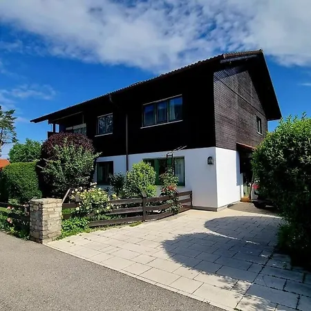 Uitzicht Op Staufen * Piding